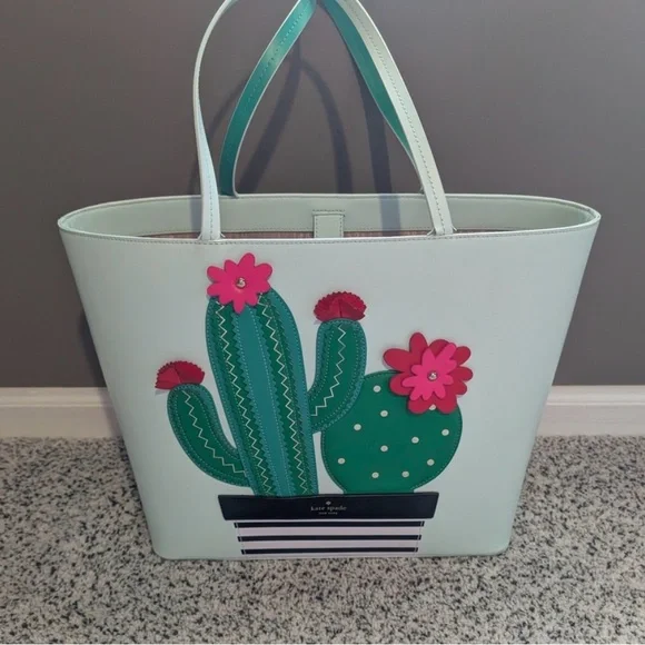 NWOT Kate Spade Green and White Cactus Tote - Picture 6 of 6